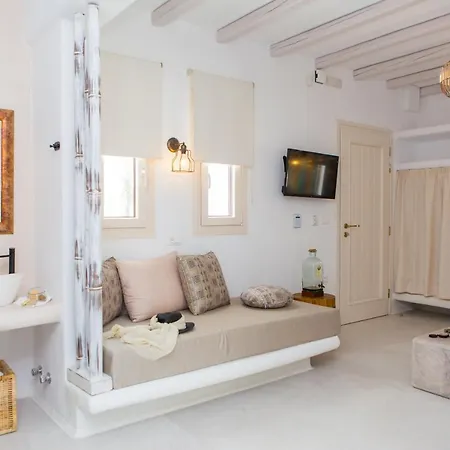 Villa Naxian Lounge *